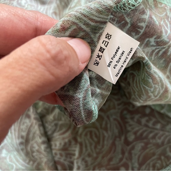 Women’s Paisley Praise Duster Crazy Train Sz S (NWT) - Picture 6 of 10